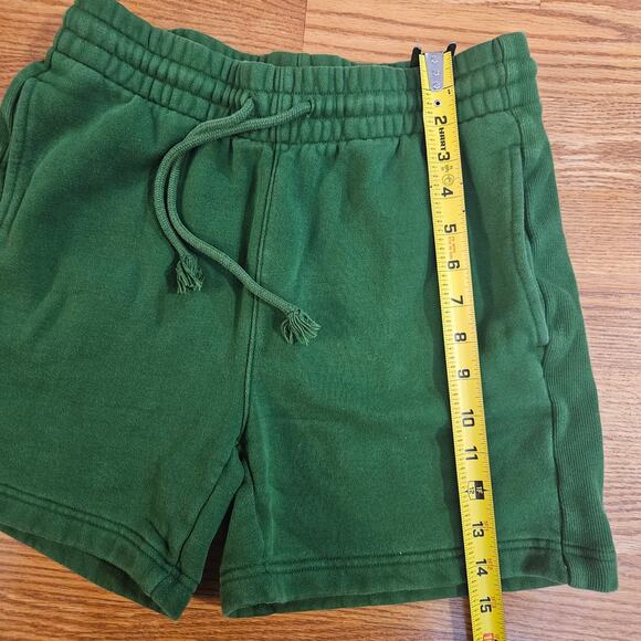 Aritzia TNA Cozy Fleece Green Shorts Size Small - Picture 5 of 7